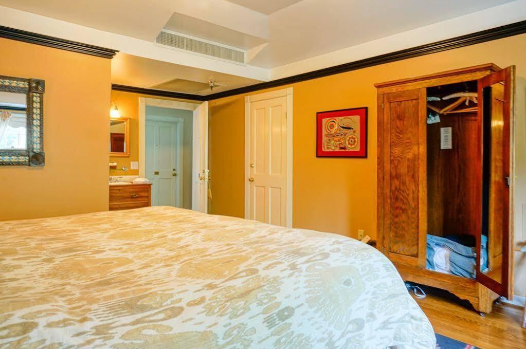 The Ballard Inn, A Kirkwood Collection Hotel Экстерьер фото
